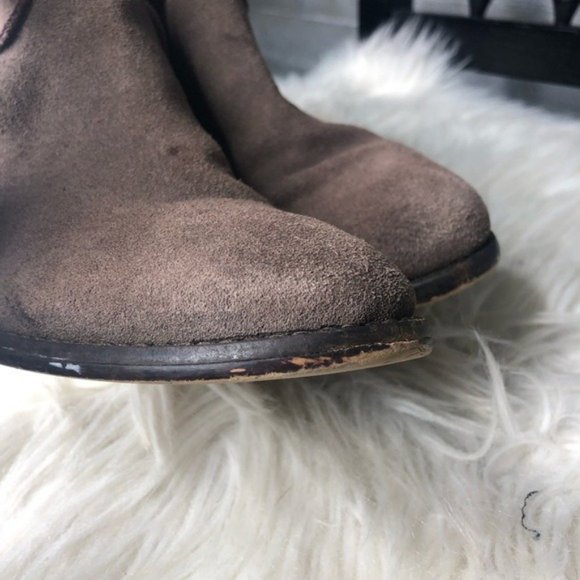 Steve Madden Milaan leather suede beige ankle boot - Picture 7 of 8